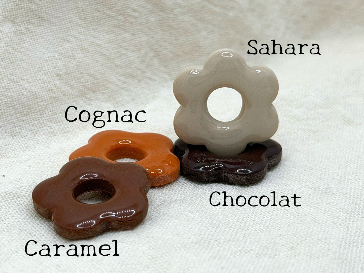 Palette de teintes "FONCEES" (noirs, marrons, gris)